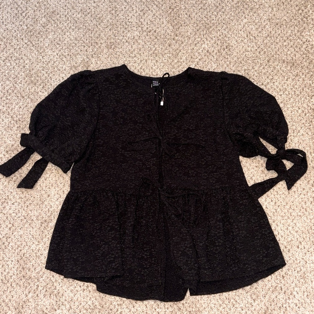SHEIN Black Ruffled Peplum Blouse